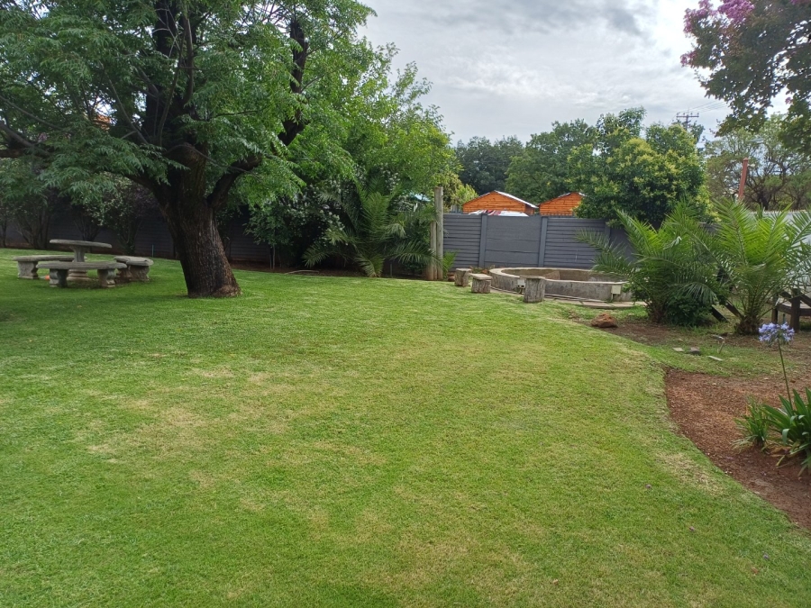 5 Bedroom Property for Sale in Park West Free State